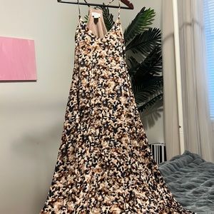 Nicole Miller V-neck maxi dress